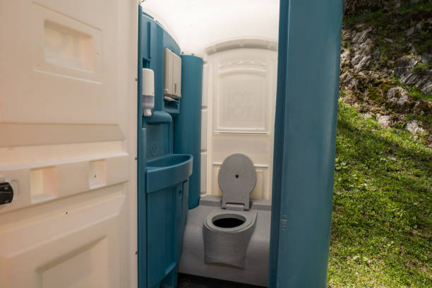 Best Portable restroom trailer rental  in Marseles, IL