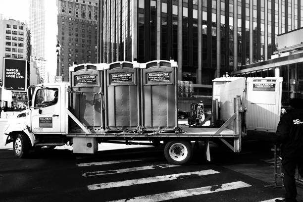 Best Portable toilet rental cost  in Marseles, IL